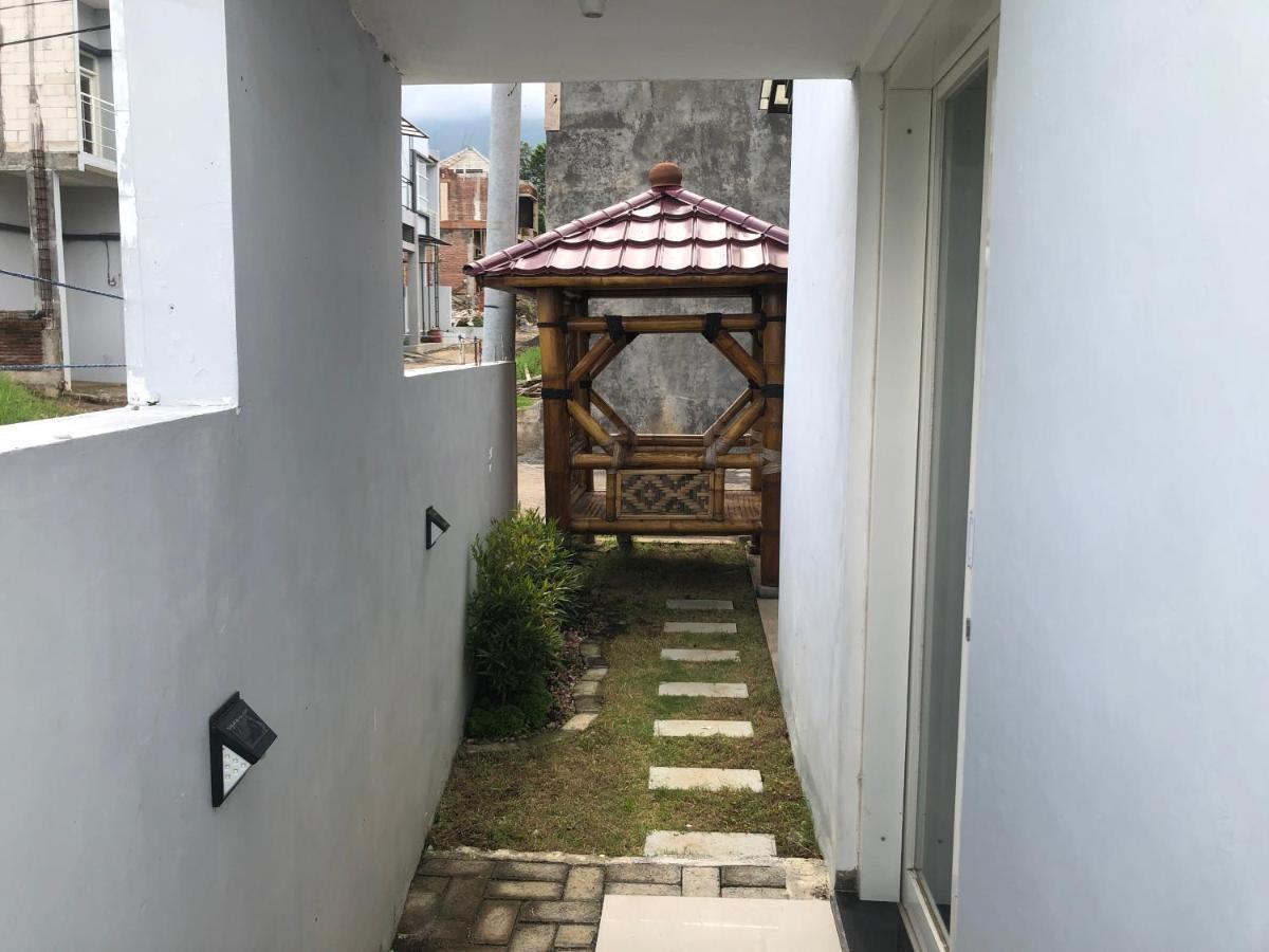 Villa Alraza Tlekung Esterno foto