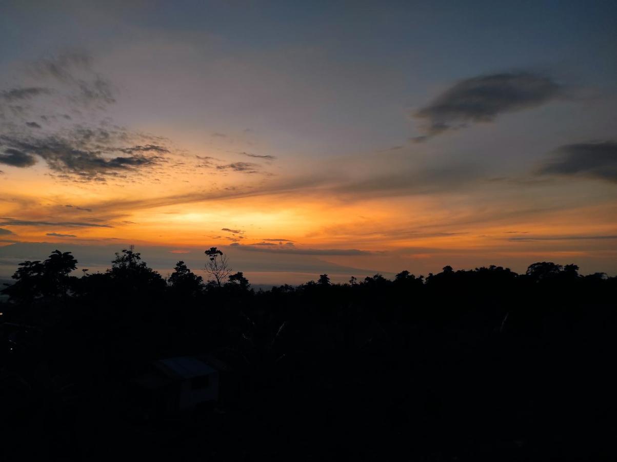 Villa Alraza Tlekung Esterno foto